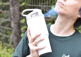 サンコー、自分だけに冷たい風を送れる「ポータブルボトルエアコン」を発売
