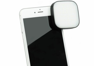 ケンコー、32個のLED電球搭載でスマホ撮影の質を上げる簡単LEDクリップライト発売