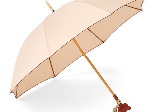 フェリシモ、持ち手が木製リラックマのフリンジ付き晴雨兼用傘を発売