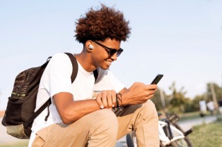 JBL、5.8mm径ドライバー搭載完全ワイヤレスイヤホンのエントリーモデルを発売