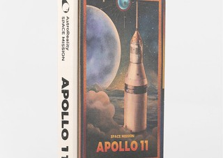 Gloture、AR技術活用で宇宙が浮かび上がるノートブック発売