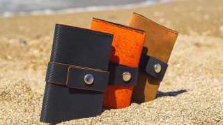 アーニット、英国Vanacciの職人が手作りしたトラベルウォレット先行販売開始