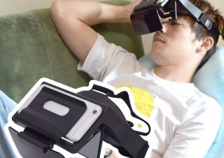 サンコー、曲面ミラーで周りを見られるスマホ用ヘッドマウントを発売