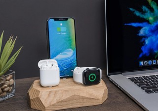 Gloture、Apple製品をまとめて充電するポーランドの手作り木製ドック発売