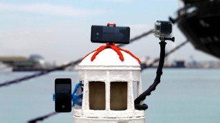 フォーカル、フレキシブルに使えるイカ型カメラマウント「スクイディ・ファミリー」を発売