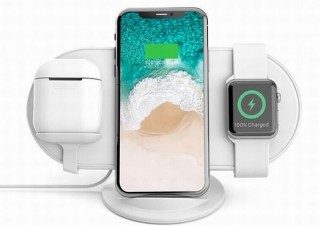 iPhone、Apple Watch、AirPodsを並べてワイヤレス充電できる充電器「Plux」