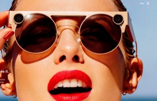 Snapchat、両端にカメラを搭載したARサングラス「Spectacles 3」発表