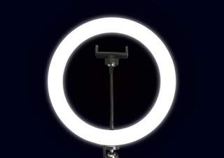 上海問屋、色合いを変更できるUSB給電のLEDリングライトを発売