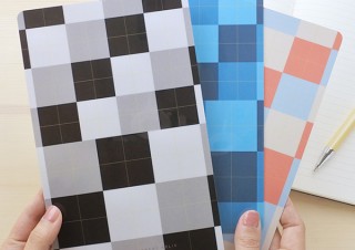 モレスキンノート用の分割ガイド付き下敷きDIARY MAT発売