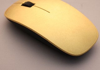 ヴィレヴァン、伝統的な和柄を施したマウスとUSBメモリを発売