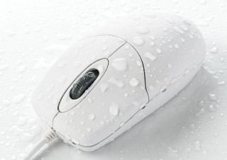 サンワサプライ、水洗いが可能な静音マウス「MA-IR131BSW」を発売