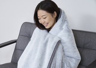 冬のおうち時間を快適に。ドン・キホーテと西川が共同企画した、2枚合わせ電気毛布「至高のぬくもり」