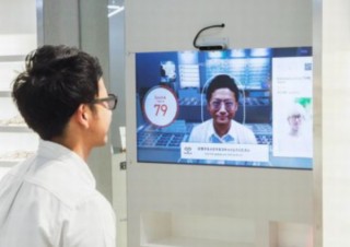 JINS、メガネ着用のままメガネをVR試着して度入りではっきり見える新システム発表