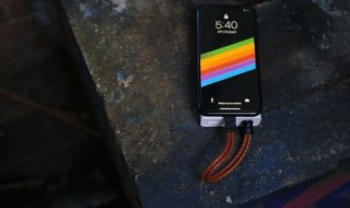 普段はブレスレットに！ ちょっとお洒落な充電ケーブル「PDブレスレット」