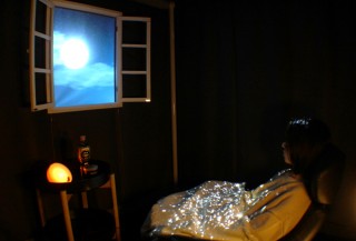 理想的な睡眠を提供する「ネスカフェ 睡眠カフェ」に、より高品質の昼寝が体験できる新コースが追加