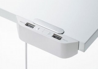 デスクにUSB充電ポートを増設！厚さ17mmででっぱりも最小限な「USB充電器」発売