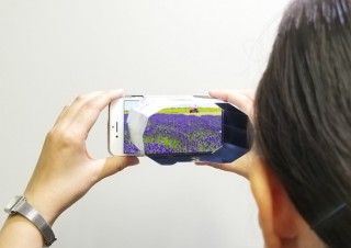 大村印刷、100円紙製VRゴーグル「Auggle S」に香りを楽しめる新機能を追加