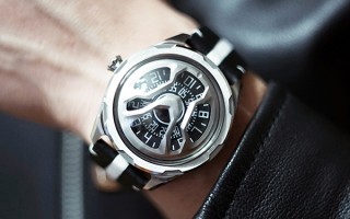 きびだんご、近未来をイメージしたデザインの腕時計AISIONを発売