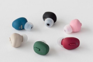 お手頃価格の完全ワイヤレスイヤホン「TWS03R」。agより5,980円で販売開始