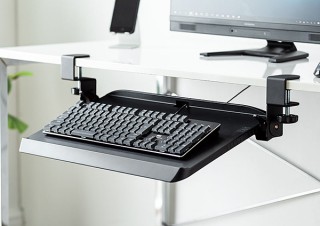 サンワサプライ、工具なしで取り付けられるクランプ式キーボードスライダーを発売