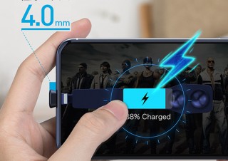 ケーブルストレスを極限まで減らした、ゲーム用モバイルバッテリー「Crazy Cable Battle」