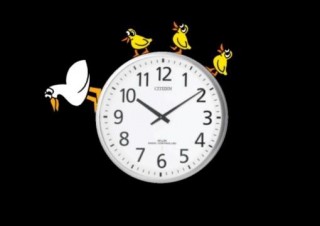 国立病院機構横浜医療センターのロビーに「時計の住人」プロジェクションマッピングが登場