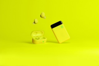 Skullcandy、「12 MOODS」キャンペーンよりイエローの完全ワイヤレスイヤホンを発売