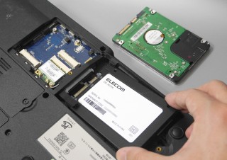 Windows 7→10への移行にも最適、古いノートPCを爆速化するSSD換装キット