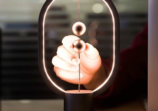 Gloture、2つのボールで電源を操作するLEDライトHENG-PRO発売