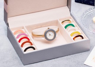 TiCTACより、11色のベゼルを楽しめる新作腕時計「チェンジリング」