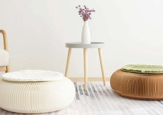 使いたい時に展開できるBIGな折り畳みクッション「Futon クッション」
