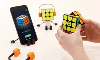 FOX、アプリと連携できるIoTキューブパズル「SUPERCUBE i3SE」を提供開始