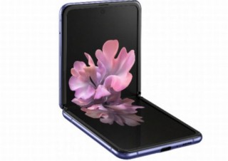 auがヨコ折りに続きタテ折りも取り扱い、サムスン「Galaxy Z Flip」2月下旬発売