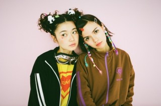 90’s原宿カルチャー感がかわいい！SUPER LOVERS×X-girlのコラボコレクションを発売