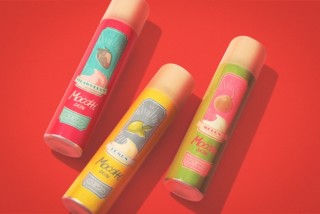レトロポップなパッケージがかわいい！「MoccHiSKIN」から限定のフルーツシリーズが登場