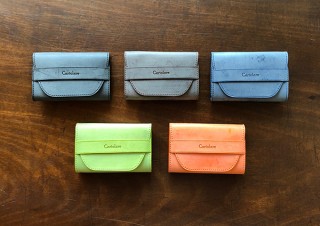 品の良いイタリアンレザーで作ったフレキシブル名刺入れ「【OR】～オーアール～」