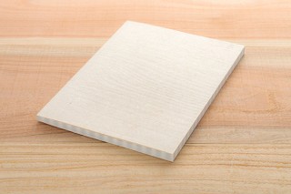 企画屋かざあな、書いた内容が浮き上がるようにキレイに見えるノート「UKIE」をパリで正式販売