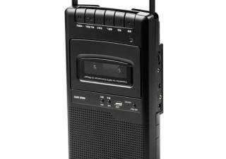 サンワサプライ、カセットテープを再生してデジタル変換もできるプレーヤーを発売