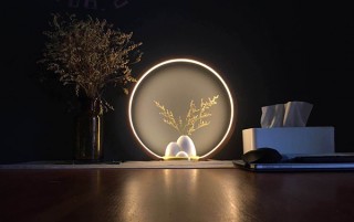 東京ラクオカ、窓から見える景色をイメージしてデザインされた照明「O Lamp」を発売