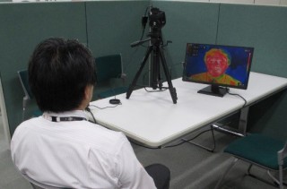 赤外線サーモグラフィーで地下鉄の乗車前に体温を自己チェックできる「駅ナカ検温コーナー」が登場