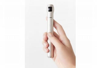 リコー発のスタートアップが超スリムなペン型「全天球カメラ」の開発を発表