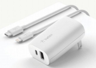 ベルキン、細長ボディの「BOOST↑CHARGE USB充電器」シリーズより新しく3モデル