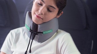 きびだんご、首と顎をホールドして負担を軽減するネックピローTripPalを発売