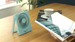 阪和、壁掛けも可能なUSB充電式のスリムデスクファンを発売