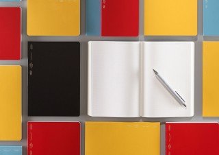 ニトムズのステーショナリーブランド「STALOGY」の期間限定ショップがオープン