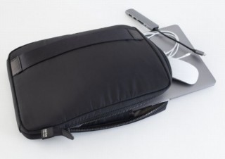 ボンディング加工のふっくら仕上げで耐久性の高い「PCケース」発売、ボー・デッサンより