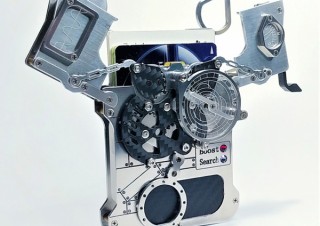 スチームパンク心をくすぐる装飾とギミックを盛り込んだ名刺入れがヴィレヴァンオンラインに登場