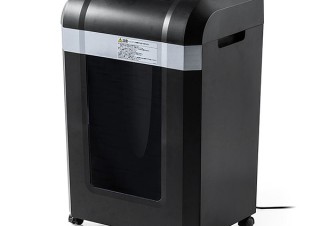 サンワサプライ、A4用紙を3秒で細かくする電動シュレッダーを発売