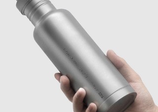Gloture、医療グレードで衛生的な純チタン製ボトルVia 800を発売