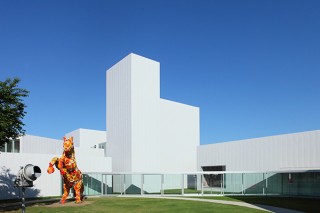 【美術館・博物館／2020年の展覧会情報・番外編】新オープンの「弘前れんが倉庫美術館」ほか、アートな旅をするなら青森へ